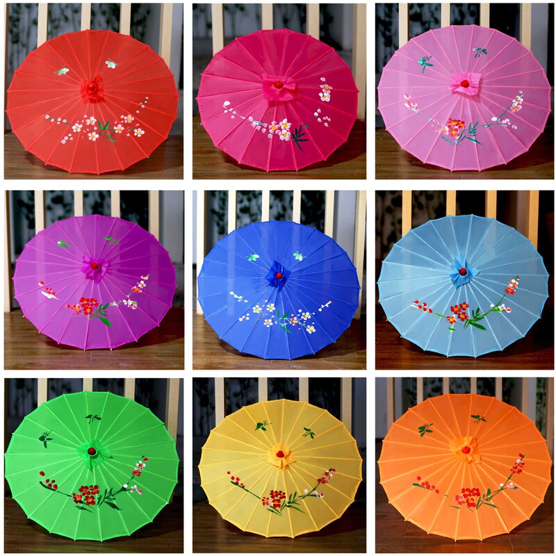 Large, Medium and Small Antique Umbrella Dance Performance Photo Ceiling Decoration Scenic Area Silk Umbrella Craft Umbrella Children's Tassel Umbrella