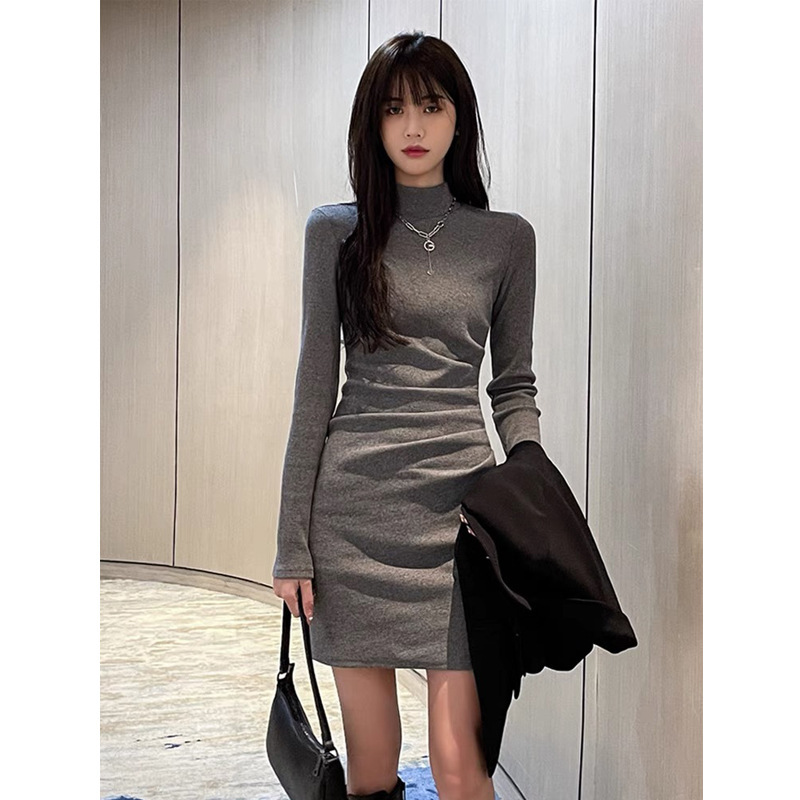 Gray Hip-Hugging Skirt for Women, Autumn and Winter Bottoming Knitted Dress, Coat with Slim Skirt, Korean Style Early Autumn Wear Gray Hip-Hugging Skirt for Women, Autumn and Winter Bottoming Knitted Dress, Coat with Slim Skirt, Korean Style Early Autumn Wear