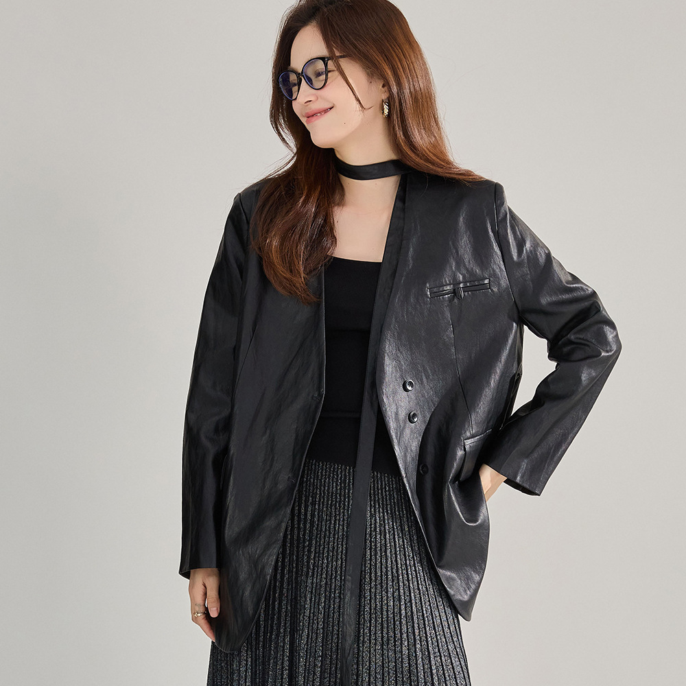 New Stylish Commuter V-Neck Loose Silhouette Pu Leather Blazer with Ribbon Mid-Length Jacket for Women 22508