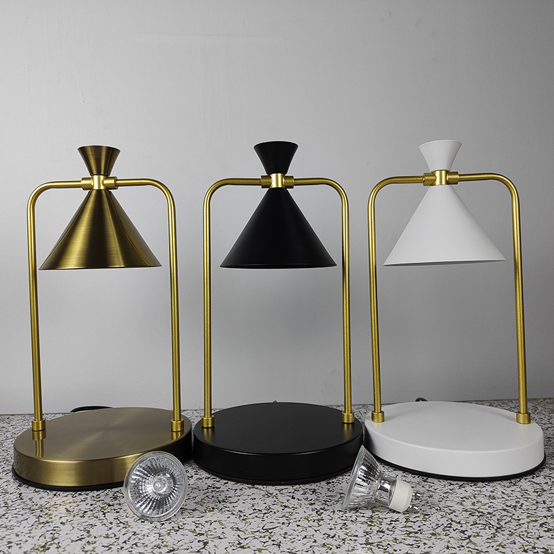 Lámpara de fusión de cera de aromaterapia retro americana transfronteriza creativa noche temporización atenuación vela libre de humo lámpara de mesa de atmósfera de expansión de fragancia