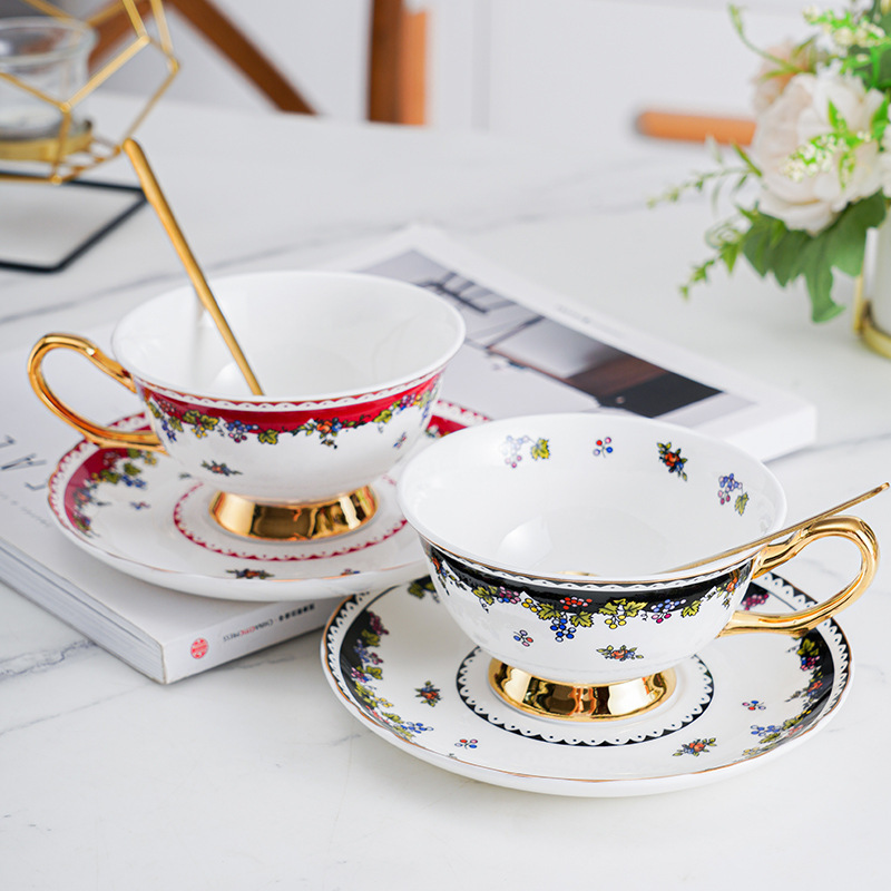 European Style Fashion Coffee Cup suit European Style Cup and Saucer British Style Afternoon Tea Cup Household Coffee Cup Ceramic Blue and white Cup