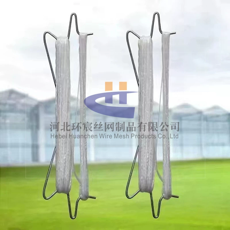 Томатный крючок для рассады в теплице