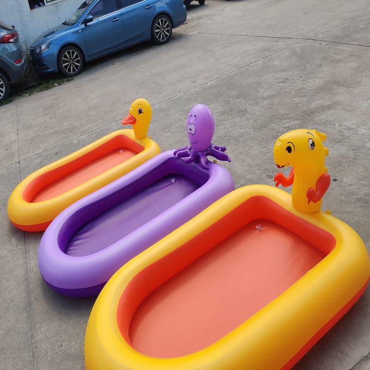 Factory swimming pool pool water sprinkling game outdoor spot inflatable pool children play in the water