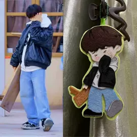 毛毡;拉花、彩带;圣诞树