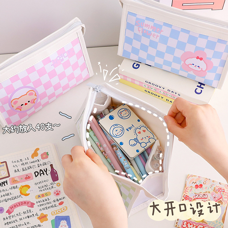 Caja de lápiz a cuadros de tablero de dibujos animados lindo simple bolsa de almacenamiento de gran capacidad para estudiantes bolsa de cosméticos de viaje portátil al por mayor