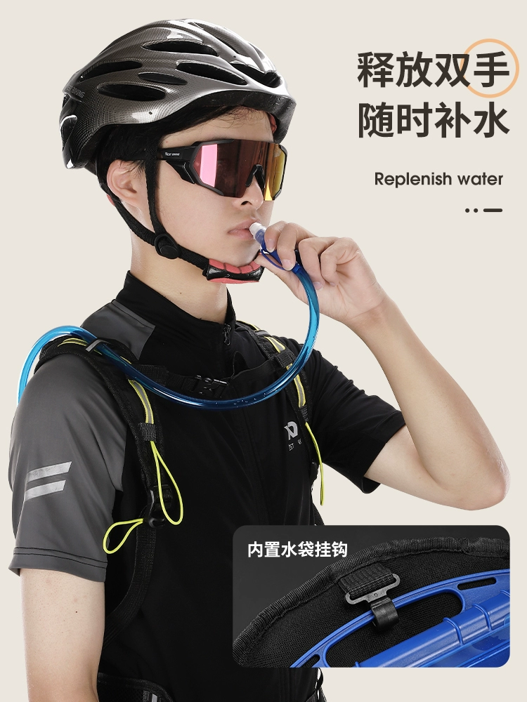 Backpack for cycling, mountain bike, travel bag for leisure
