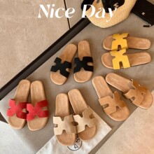 ���ы�ͬ�����Ь�r�ְٴ�sƽ��ͨ���⴩H��Ů2026���ļ��¿�