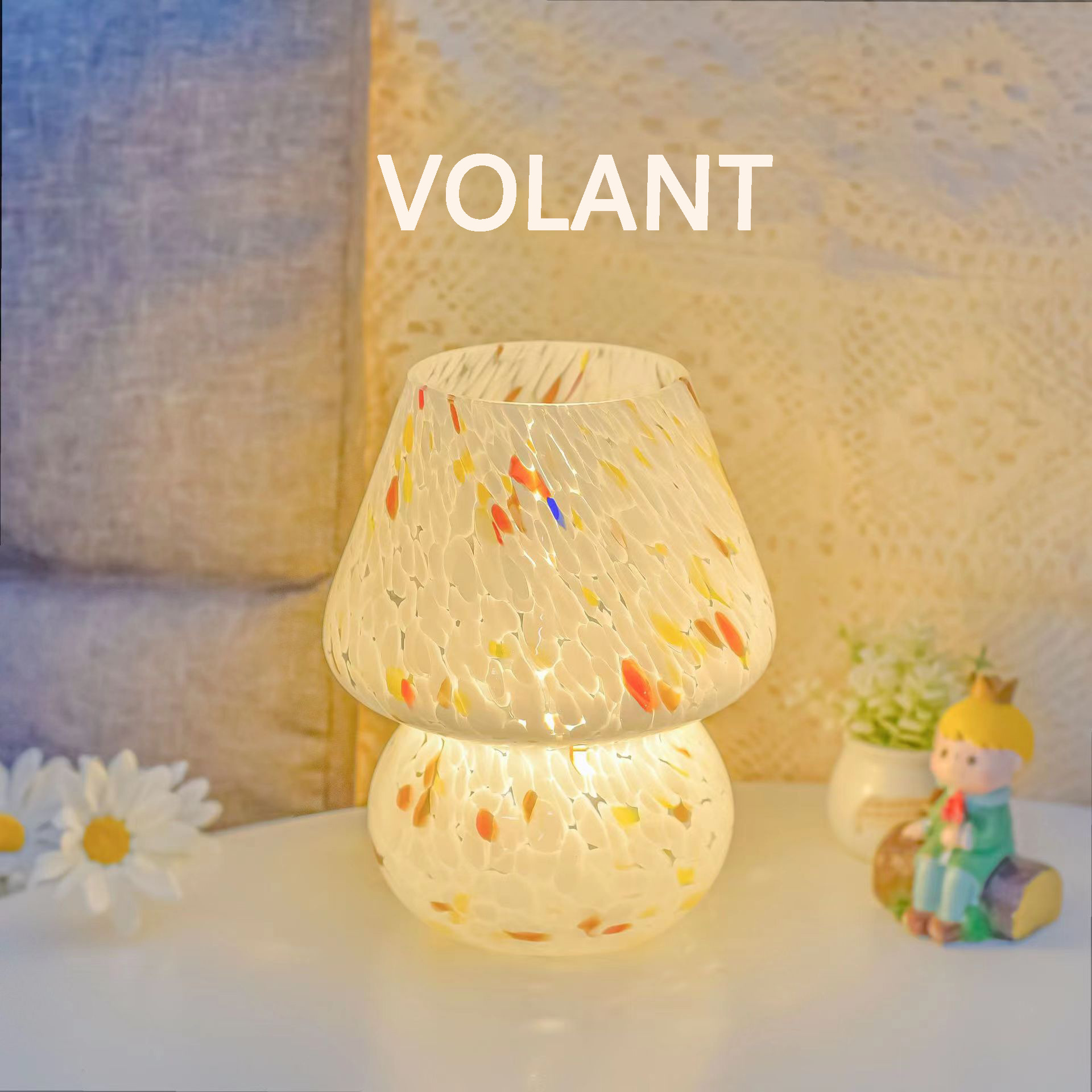 Hongo decoración lámpara de escritorio dormitorio cabecera lámpara de atmósfera lámpara de habitación modelo de vivienda luz nocturna luz LED creativa viento