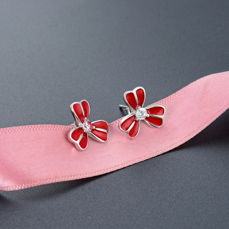 Nueva moda auriculares de estilo coreano pequeños pendientes de amor frescos para mujeres s925 flores de plata de trébol pendientes joyas de plata