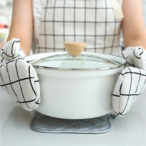 Thickened Microwave Heat Insulating Gloves Kitchen Grid Oven Heat Resistant Gloves High Temperature Cooking Cotton Linen Glove Set