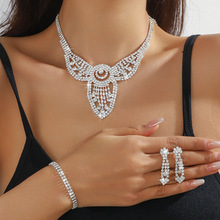 �S��ֱ�l�羳Ůʿ�M�ˮ荾���צ����A�������������������