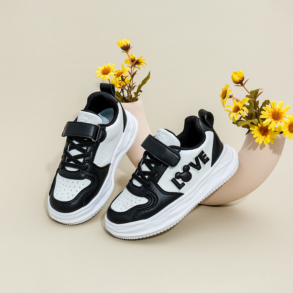Disney Boys' low-top sneakers 2023 Autumn New Letter pattern campus student leather non-slip casual shoes