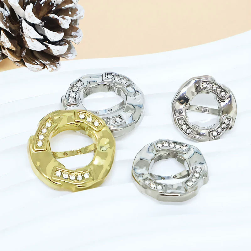 Трикотажный кардиган платье украшения с бриллиантами металлическая пуговица маленькая ароматная кружка с ажурными бриллиантами