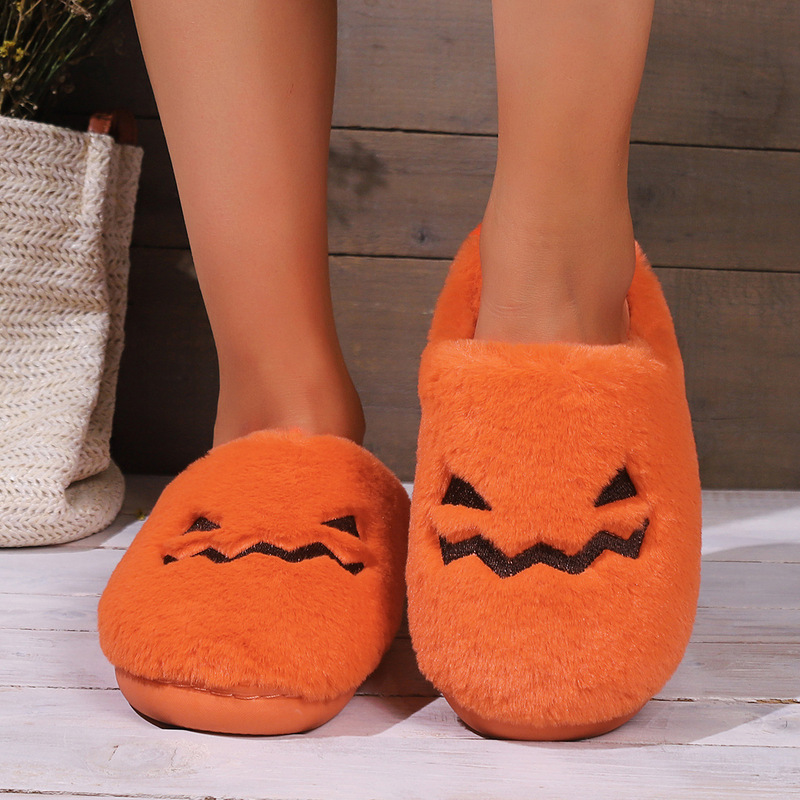 New Halloween closed pumpkin cotton slippers home home warm slippers cute men and women couple cotton slippers New Halloween closed pumpkin cotton slippers home home warm slippers cute men and women couple cotton slippers
