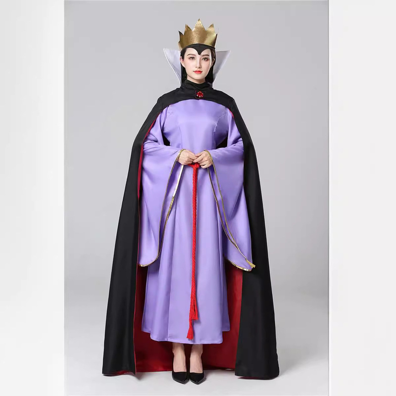 グリム童話白雪姫の後のお母さんの役は悪辣な皇后の継母のコスプレの劇の演出の服装を演じます。|undefined