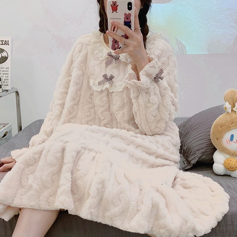 산호 플리스 나이트드레스 여성 가을과 겨울 라운드넥 긴팔 따뜻한 플러스 벨벳 두꺼운 플란넬 무릎 위 플러스 사이즈 홈 의류