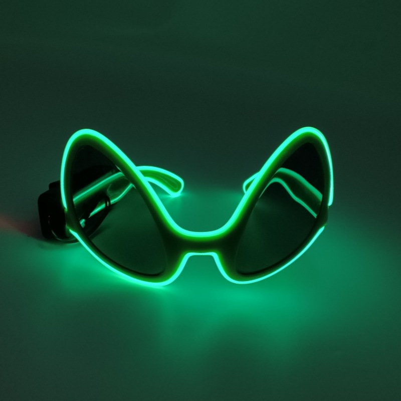 Ventas transfronterizas de gafas de luz alienígena LED fiesta props Halloween gafas de sol extrañas modelado de moda