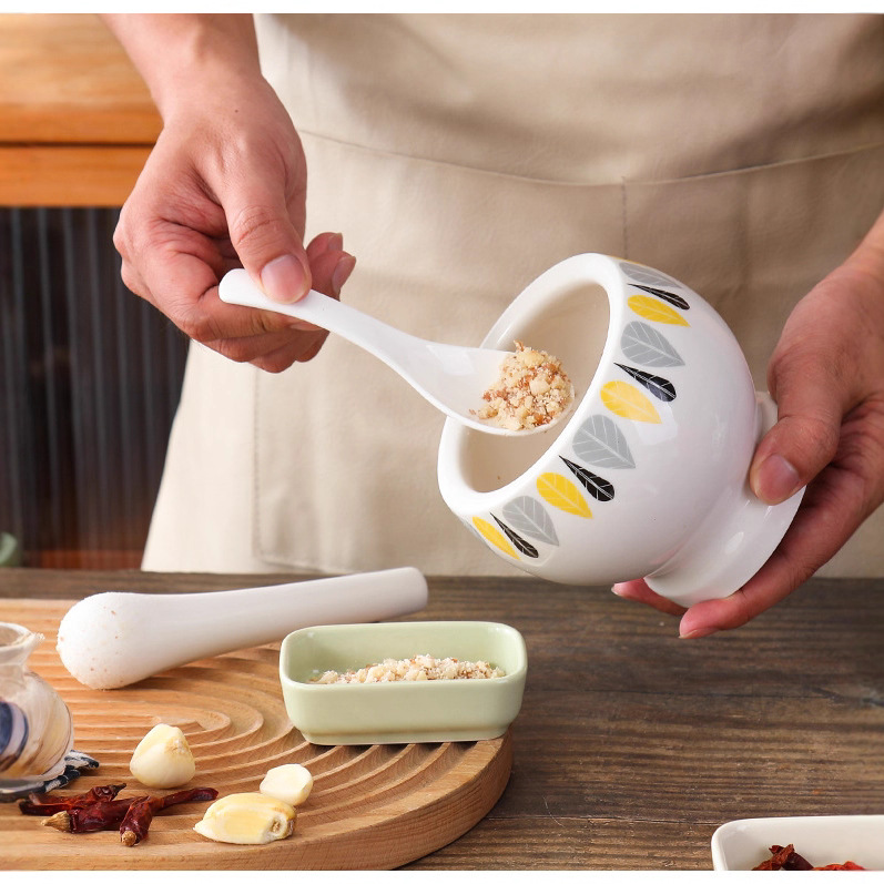 Manual Ceramic Mortar and Pestle Set for Crushing and Grinding, Suitable for Crushing Chili, Grinding, and Making Garlic Paste