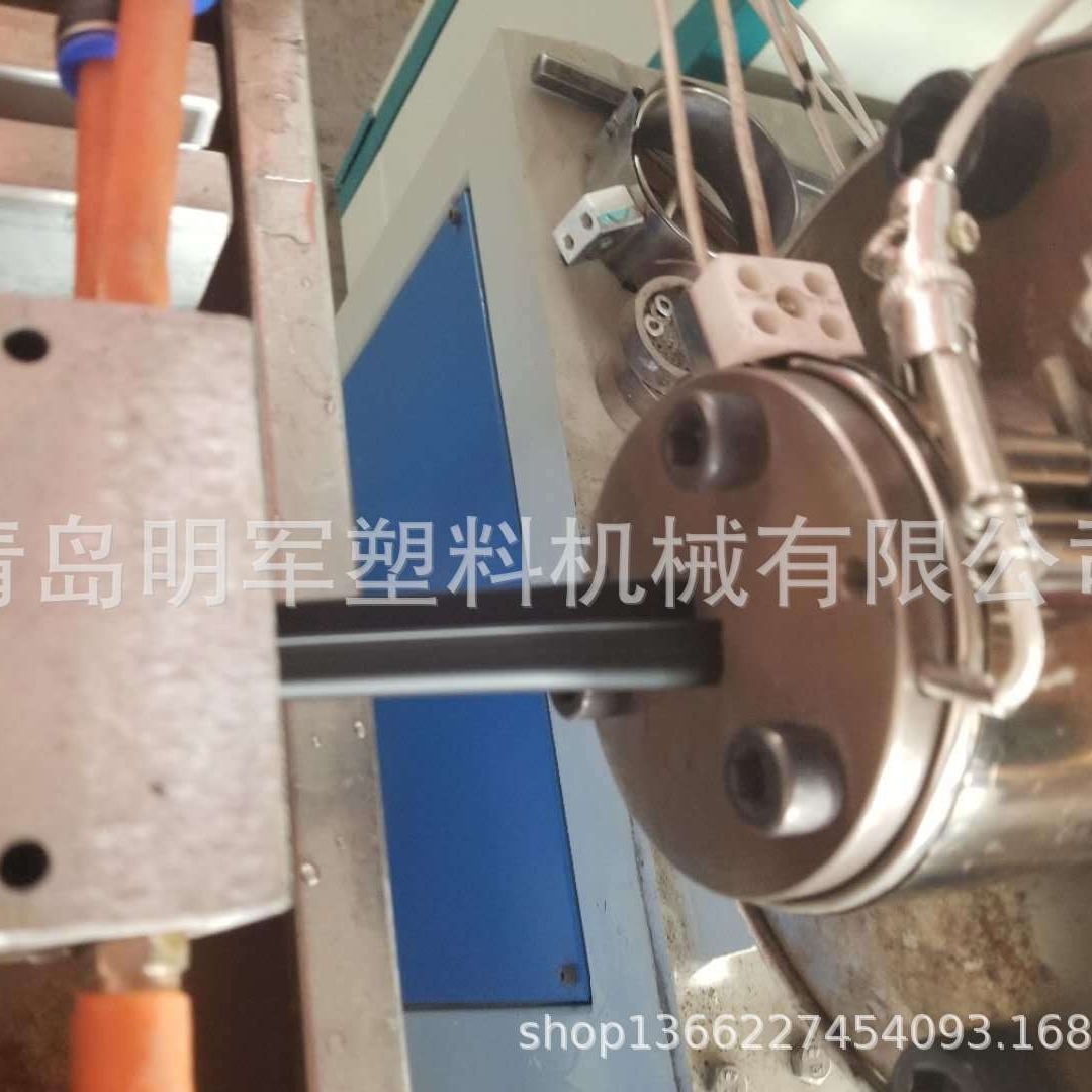 SJ45单螺杆软PVC密封条 装饰条挤出机 伞布 篷布古条挤出生产线
