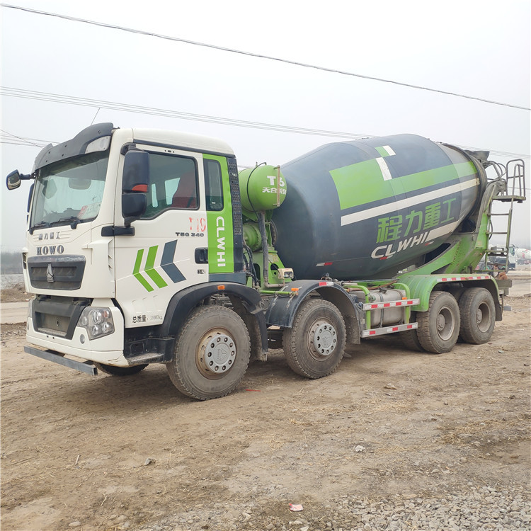 江苏二手轻量化搅拌车 14方轻量化搅拌罐车 包过户 多种可分期