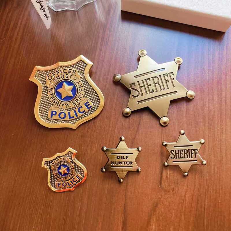 European and American Hot-Selling Zootopia Judy Rabbit Police Metal Brooch High-End Accessible Luxury Versatile Badge Decoration