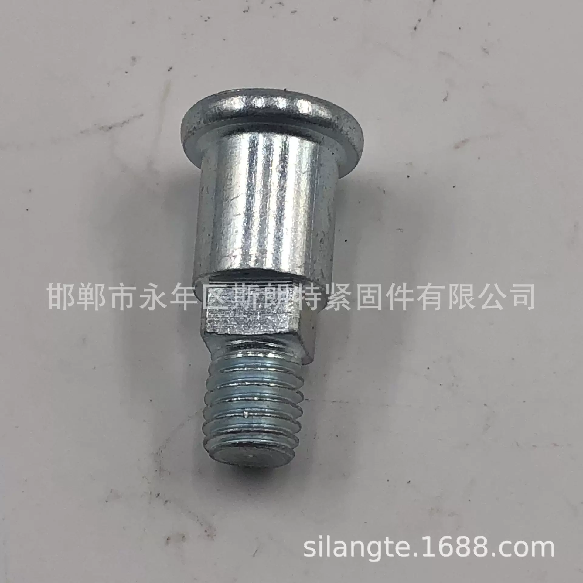 带螺纹T型销轴DIN1445 台阶螺栓 台阶螺丝 汽车轮毂