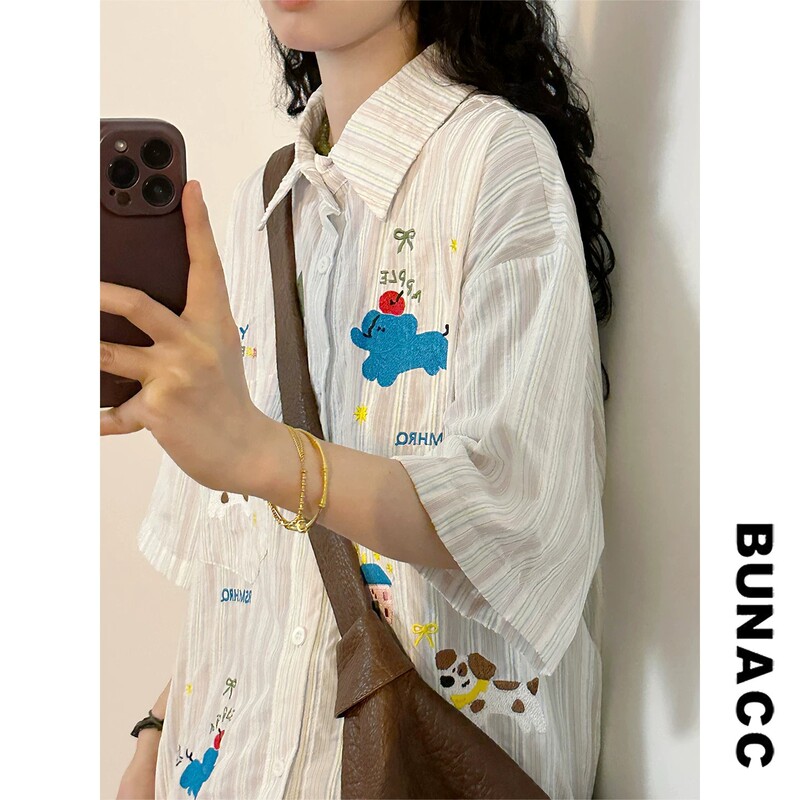Summer American Retro Hong Kong Style Short-Sleeved Shirt with Cartoon Embroidery, Loose Design, Casual Trendy Top for Men and Women Summer American Retro Hong Kong Style Short-Sleeved Shirt with Cartoon Embroidery, Loose Design, Casual Trendy Top for Men and Women