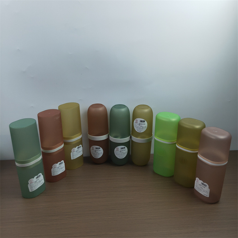 Viaje de negocios taza de lavado conjunto de caja de cepillo de dientes estudiantes portátiles con cubierta taza de cepillo de dientes viaje al por mayor dormitorio de estudiantes aparatos dentales