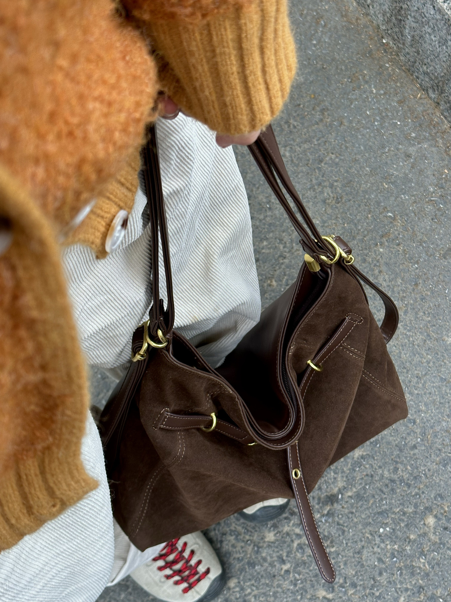 2026 New Autumn and Winter Suede Bags for Women, Large-Capacity Casual Shoulder Crossbody Commuter Tote Bag, Backpack