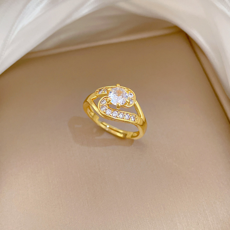 Adjustable Full Diamond Designer Ring For Couples Personalized_voghion.com