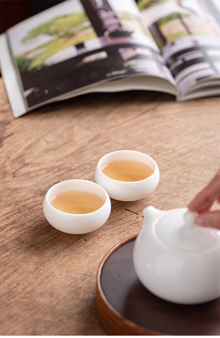 白瓷品茗杯_14.jpg
