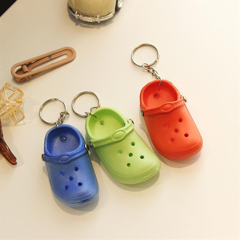 Cute Shoe Plastic Unisex Bag Pendant Keychain display picture 5