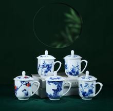 景德镇手绘青花瓷茶杯带盖子马克杯陶瓷泡茶杯办公室喝水泡茶杯子