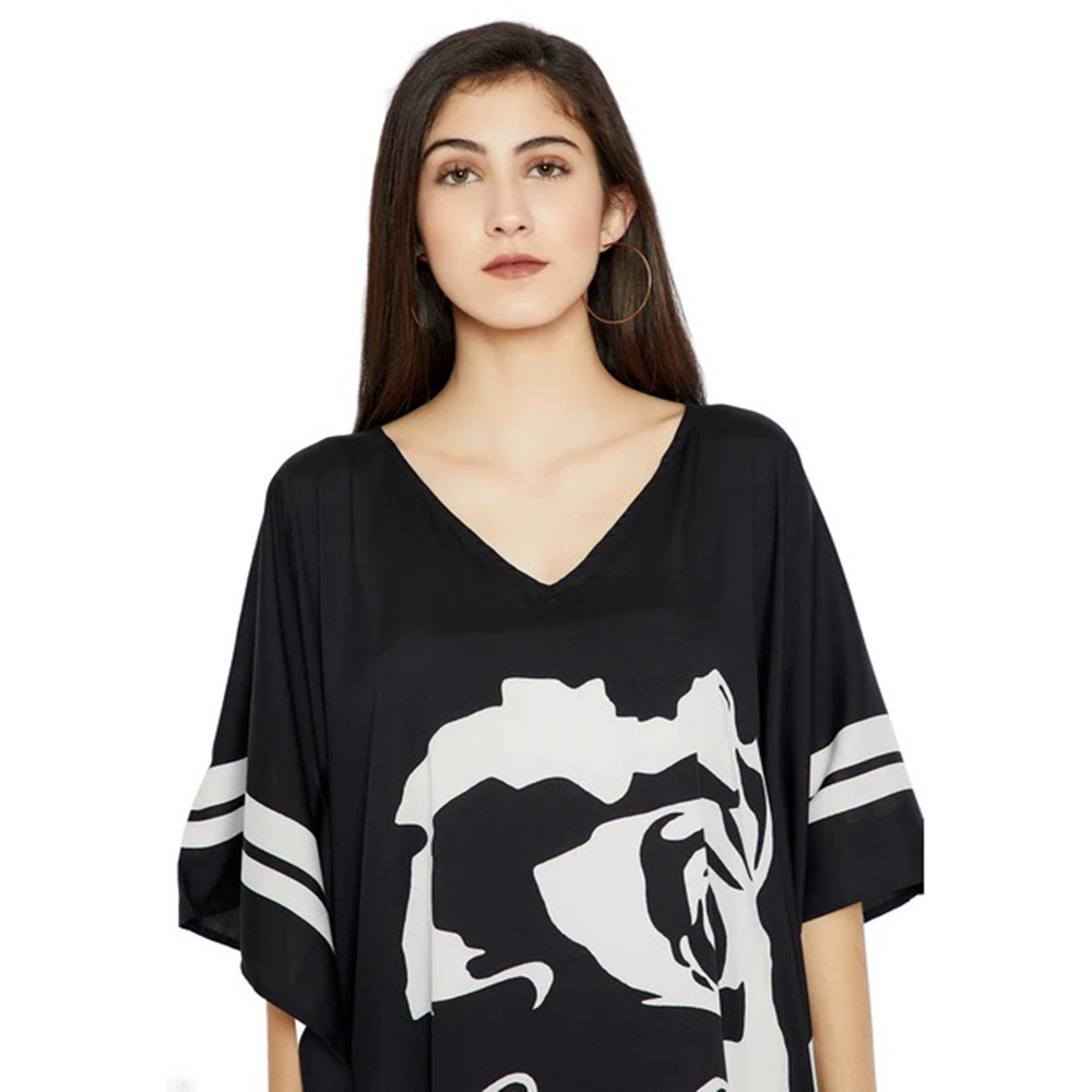 Transfronteriza europea y americana poliéster blanco y negro impreso vestido de playa vestido de fiesta suelta bikini blusa 5D50