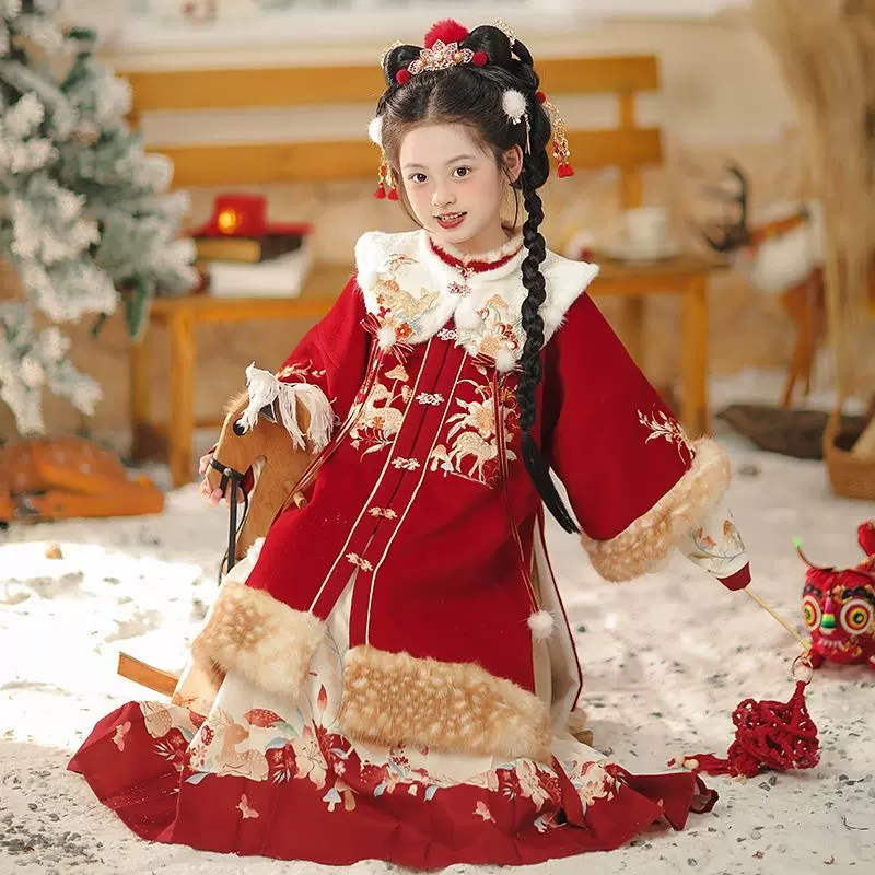 拜年服女童2026新款儿童汉服古风古装中国风过年服冬工厂批发
