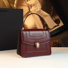 �羳�߼������^����Ů�����¿����������ٴ�μ�б��朗l��