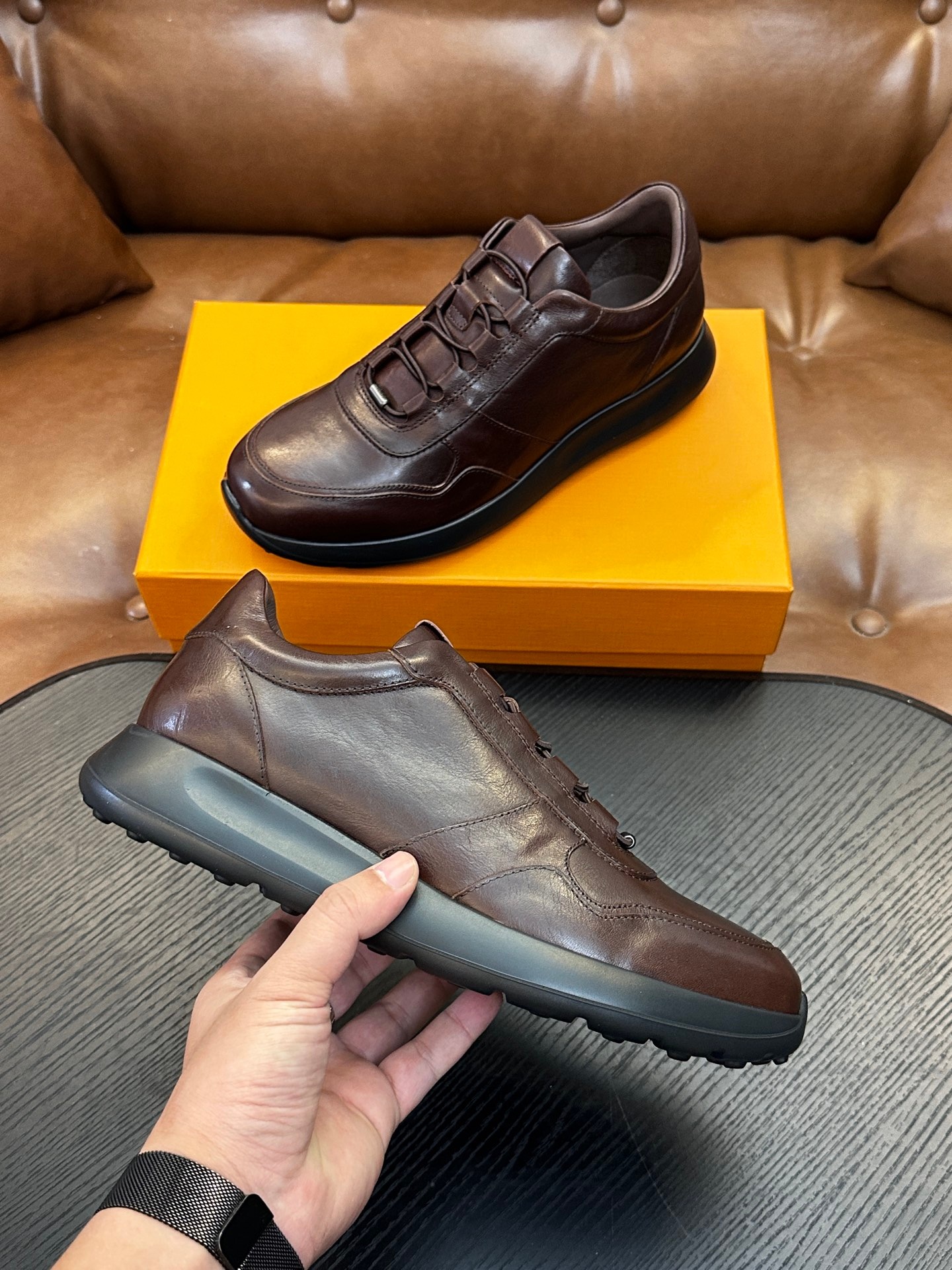 2 / 39 (men's shoes)