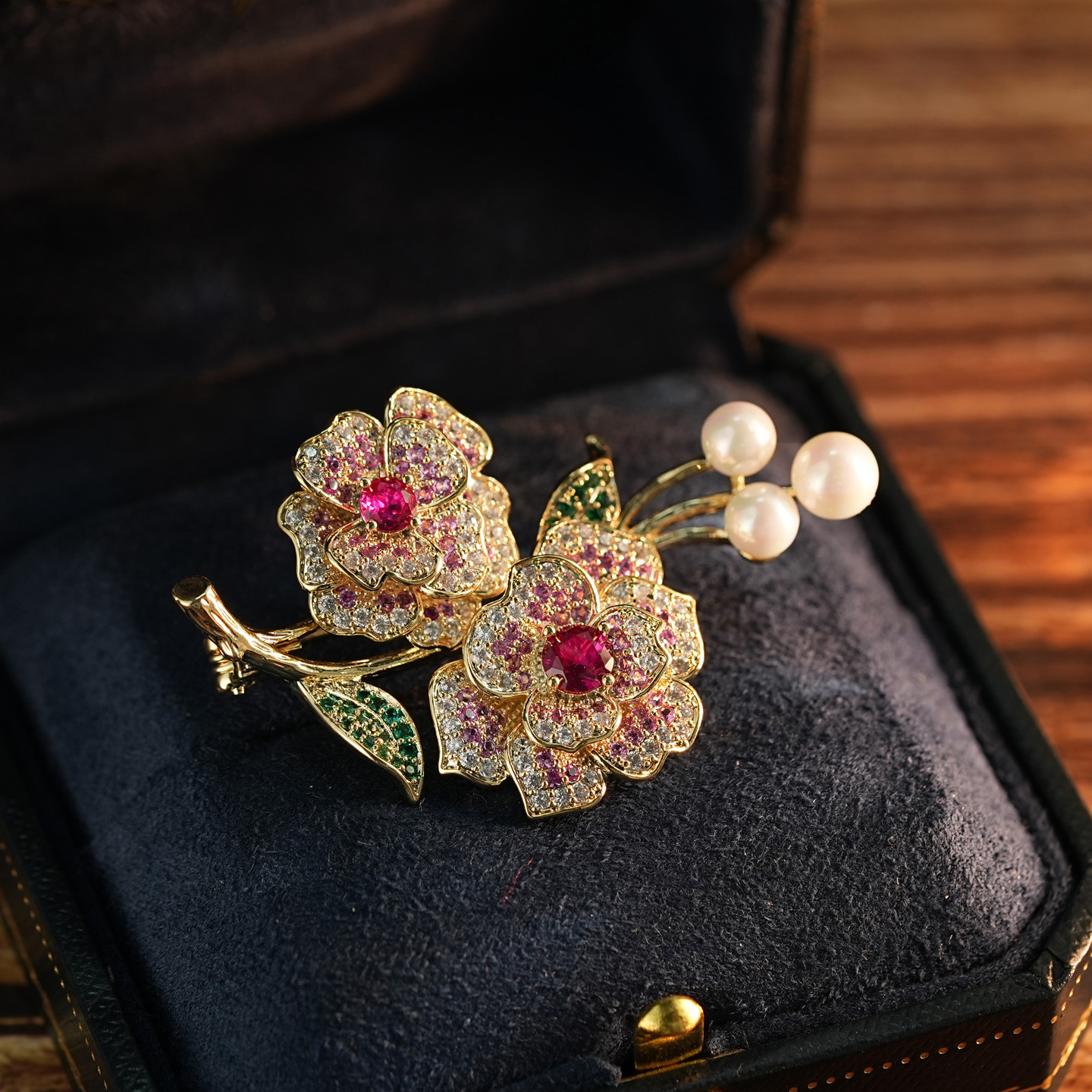 天奢珠宝高档品牌 Copper Zircon 18K金铜锆石玫瑰花胸针衣服配饰