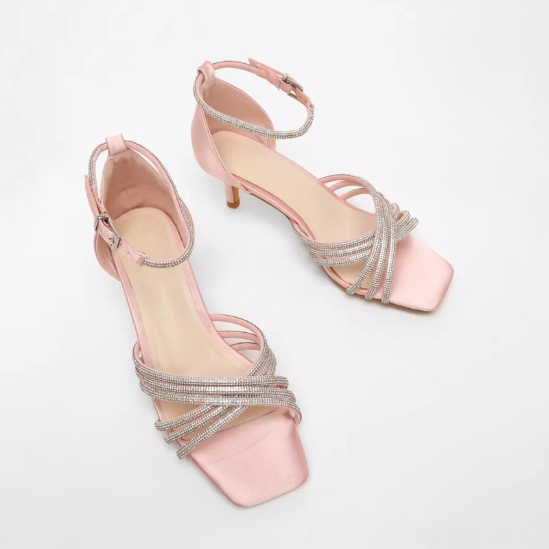 wide fit cross-border European and American fashion diamond strap sandals small low heel plus fat open toe small square toe high heel sandals