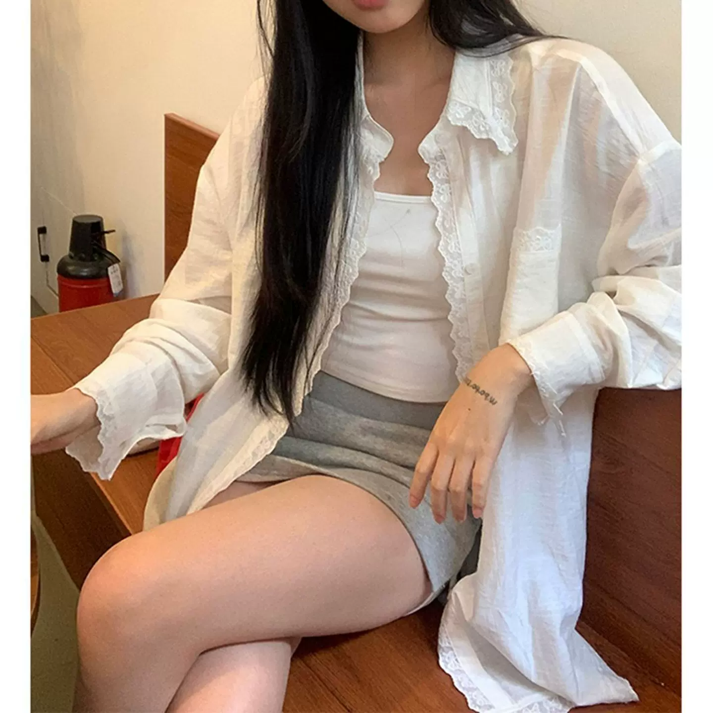 白色蕾丝防晒长袖衬衫外套女款春夏季宽松衬衣2026新款外搭上衣潮