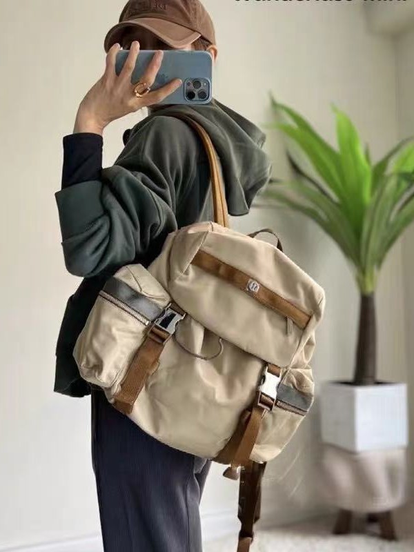 新型lu家25リットルランドセルナイロン旅行防水アウトドア大容量高級感通勤登山バッグママ