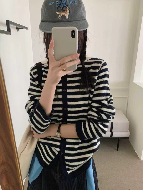 多巴胺配色条纹毛衣外套女秋冬款内穿外搭连帽卫衣大码彩色系穿搭|undefined
