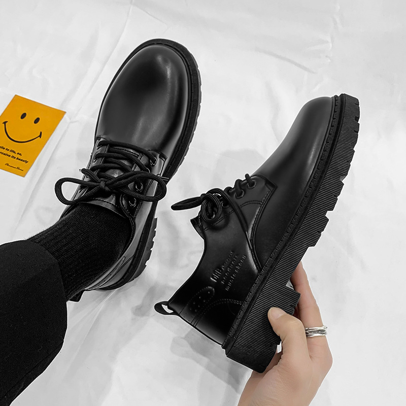 Zapatos de cuero de negocios para hombres primavera 2026 nuevos trajes de estudiantes juveniles zapatos de moda de estilo británico zapatos negros