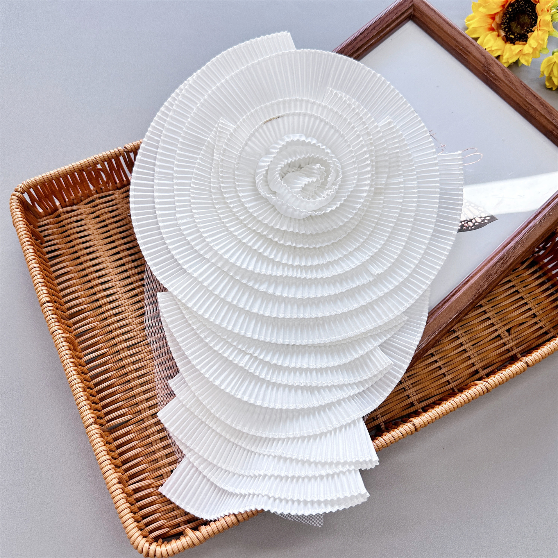 107g Weight Clothing Accessories Jewelry Making Type Clothing Sticker Patches Classification 1 Piece Quantity Polyester Material Flower Pattern All Seasons Season Vacation, Simple Style Style 1 Piece Vacation Simple Style Flower Polyester Clothing Sticker Patches 5