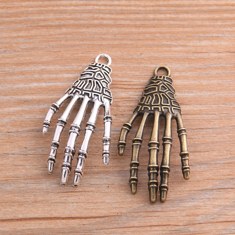 Wholesale 2 color 21 * 43mm DIY alloy accessories skull claw charm Halloween pendant pendant