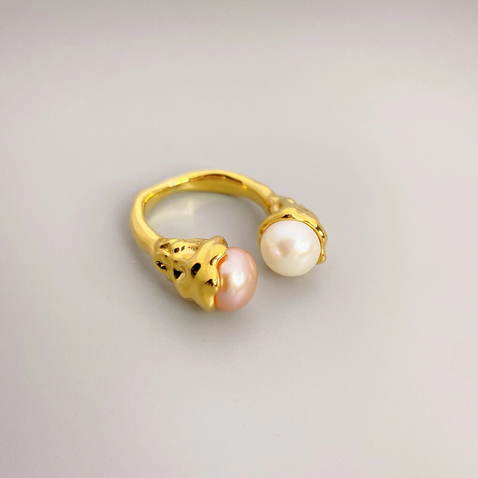Fashion U Shape Copper Plating Pearl Open Ring 1 Piece
