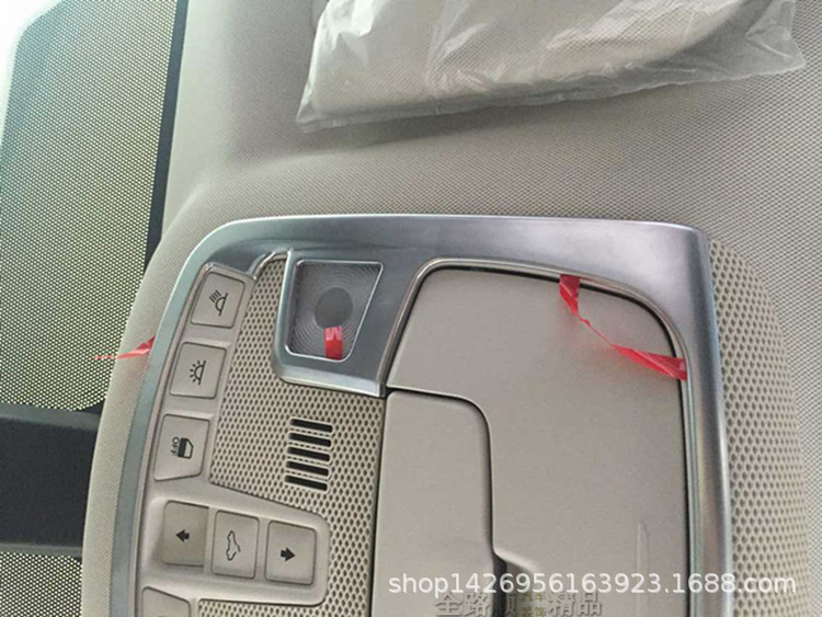 15锐界 内饰 亚铬车顶阅读灯 效果3.jpg