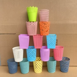 塑料杯;其他杯子;保鲜盒、饭盒