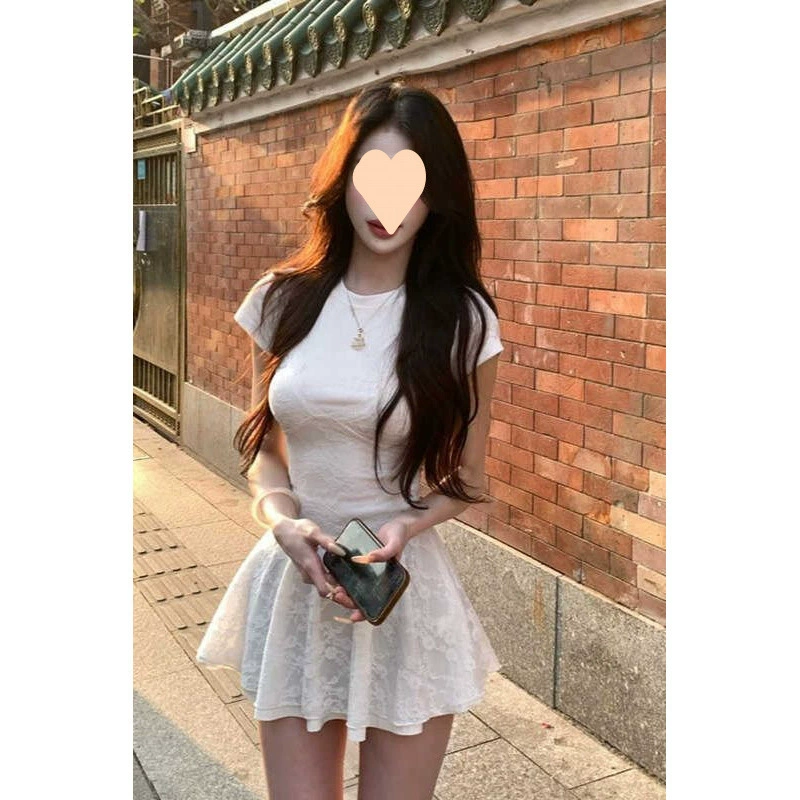 Белая футболка в стиле чистой страсти, платье с короткими рукавами для женщин весной и летом, сексуальный кружевной костюм-двойка с воротником на подтяжках