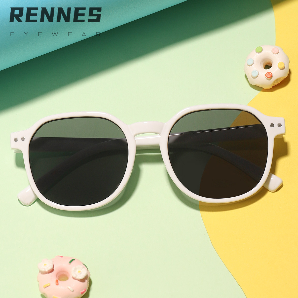 2023 nuevos niños de moda remache gafas de sol niños y niñas ins estilo sombrilla al aire libre gafas de sol lindas al por mayor